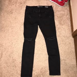 Skinny Ankle Jeans—-Size 9